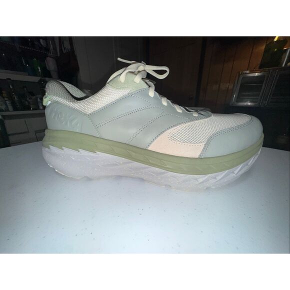 Hoka Bondi L Barley Oat Milk Size 13 New - Picture 1 of 8